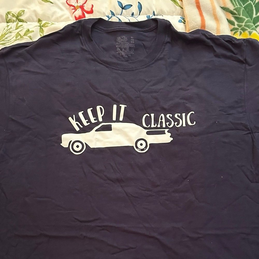 Navy xl “keep it classic” fruit of the loom tshirt